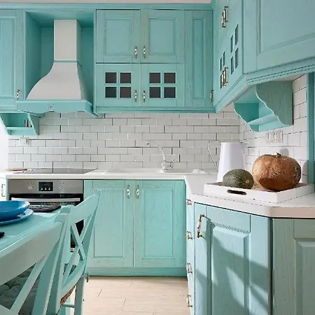 Casa Polivios * Adámas